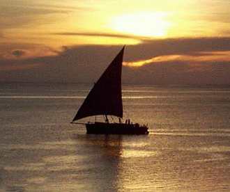 dhow sailing